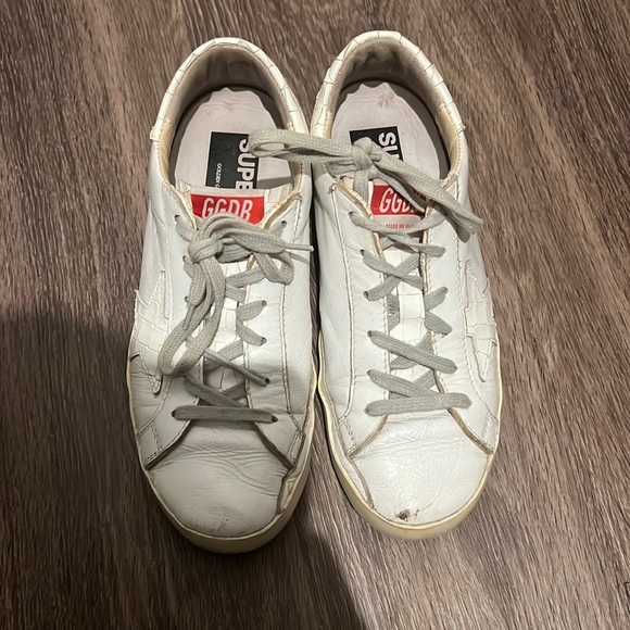 Golden Goose Shoes - Golden goose low top sneakers